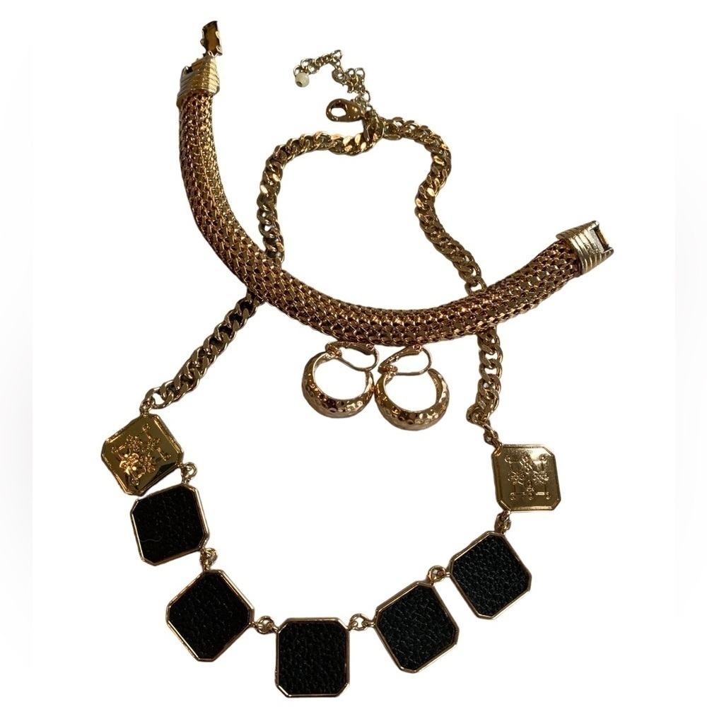 Black & Gold 16” Necklace, Earrings & Bracelet - Picture 5 of 11